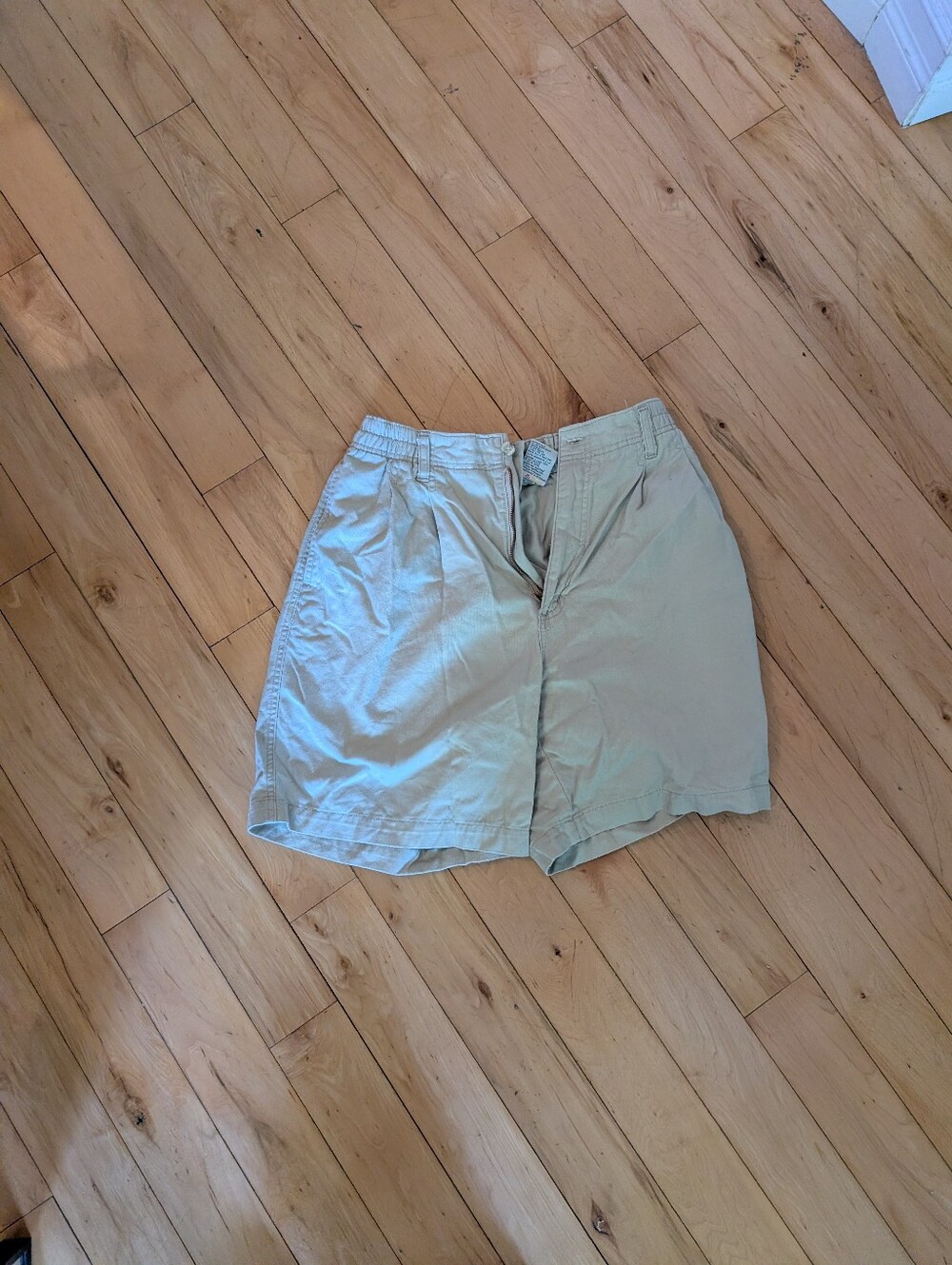 Women's Vintage Cream Casual Shorts
